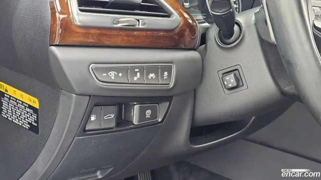 Genesis G90 (EQ900)
