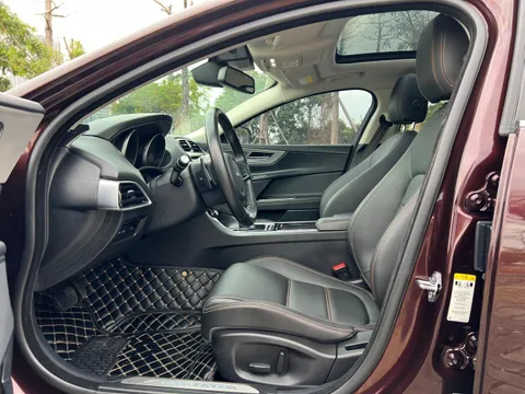 Jaguar XEL