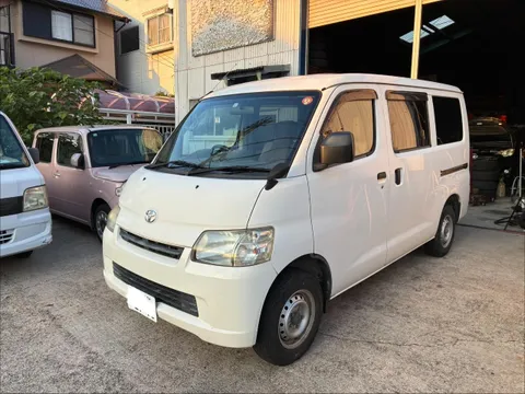 Toyota TownAce Van