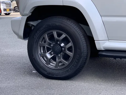 Suzuki Jimny Nomade