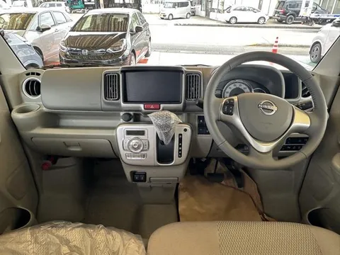 Nissan Clipper Rio
