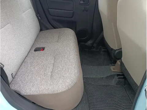 Daihatsu Mira Tocot