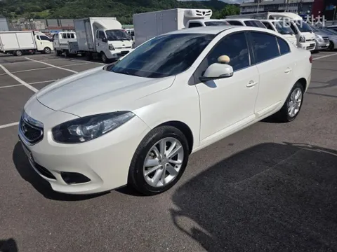 Renault SM3