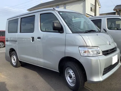 Toyota TownAce Van