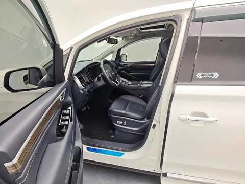 Gac M8