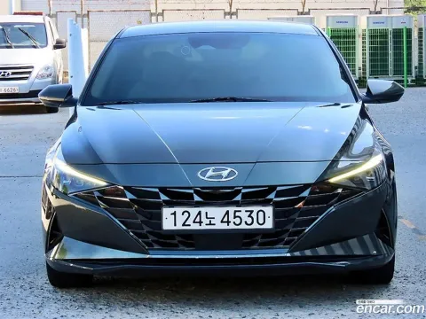 Hyundai Elantra (Avante)