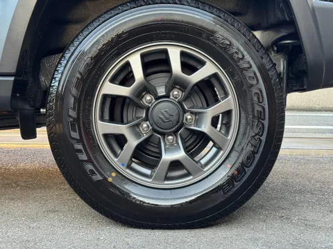 Suzuki Jimny Nomade