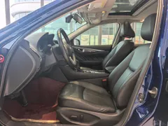 Infiniti Q50L