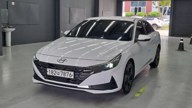 Hyundai Elantra (Avante)