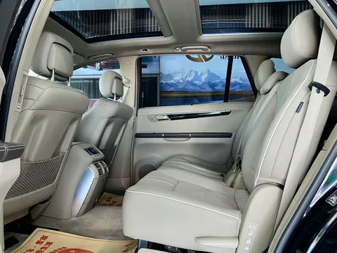 Mercedes-Benz R-Class