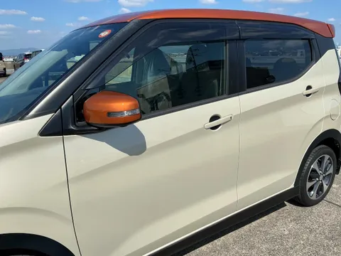 Mitsubishi eK X