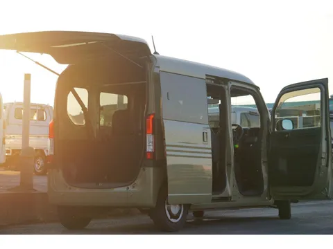 Honda N-VAN Plus Style