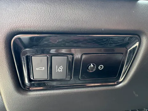 Jaguar XFL