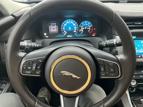 Jaguar XFL