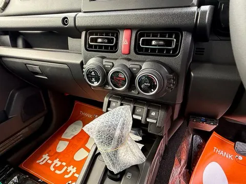 Suzuki Jimny Nomade