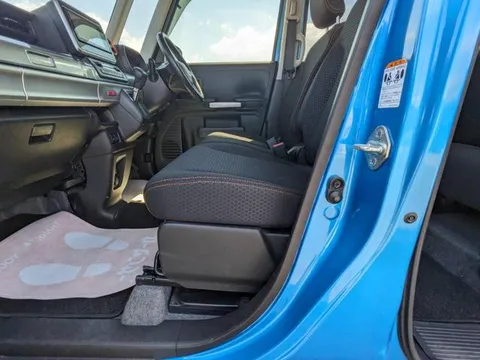 Suzuki Spacia Gear