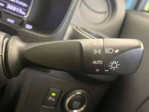 Daihatsu Mira Tocot