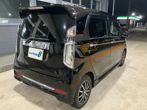Honda N-WGN Custom