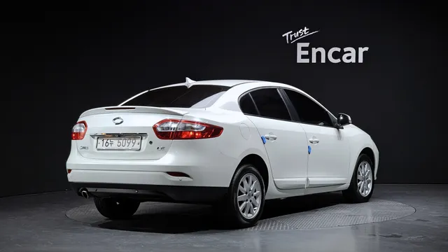 Renault SM3
