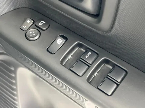 Suzuki Spacia Base