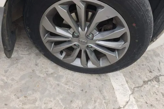 Geely Vision