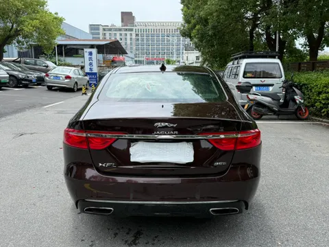 Jaguar XFL