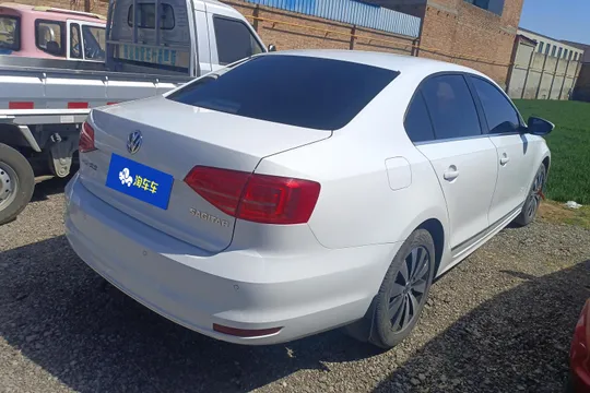 Volkswagen Sagitar