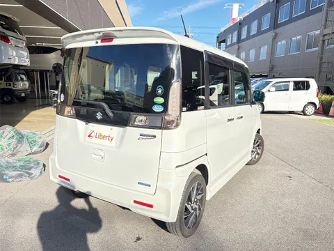 Suzuki Spacia Custom