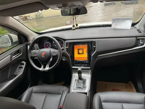 Roewe RX5