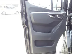 11-Seater Sprinter