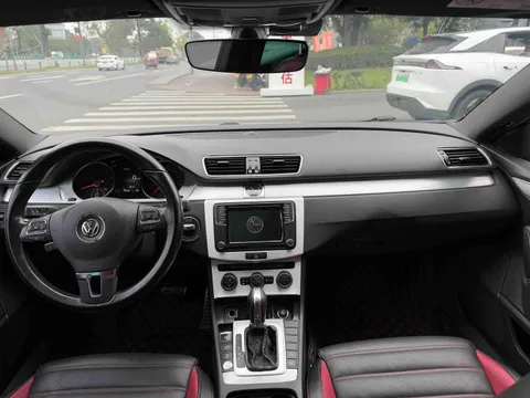 Volkswagen CC