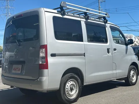 Toyota TownAce Van
