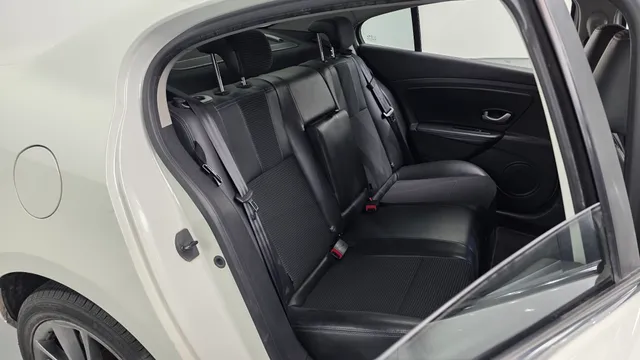 Renault SM3