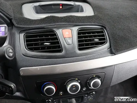 Renault SM3