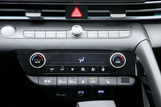 Hyundai Elantra (Avante)