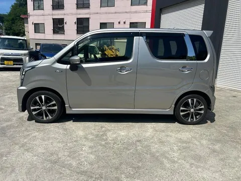 Suzuki Wagon R Stingray