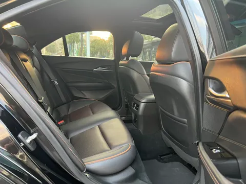 Cadillac CT4