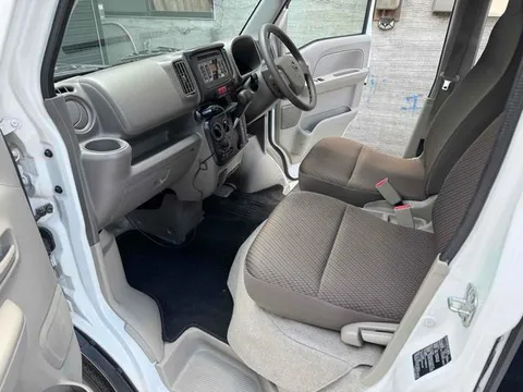 Nissan Clipper