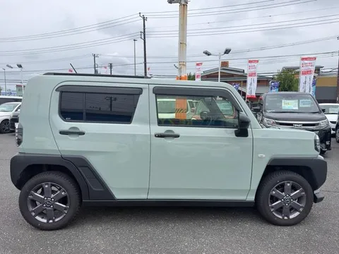 Daihatsu Taft