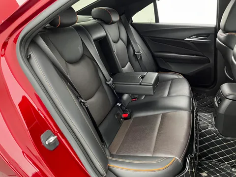 Cadillac CT4