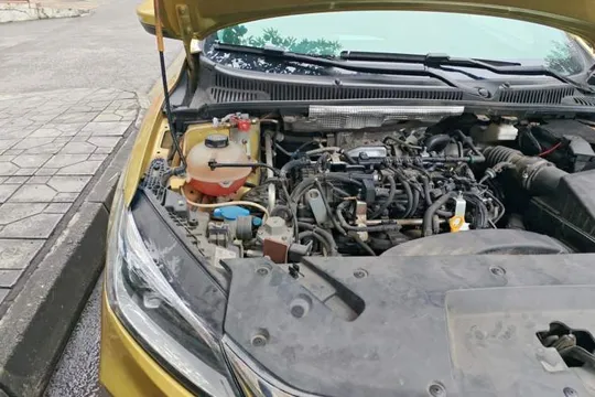 Geely Binray