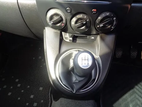 Mazda Mazda2 (Demio)