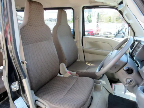 Nissan Clipper
