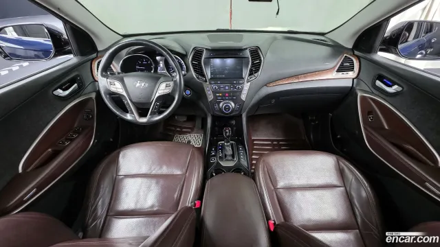 Hyundai Grand Santa Fe (Maxcruz)