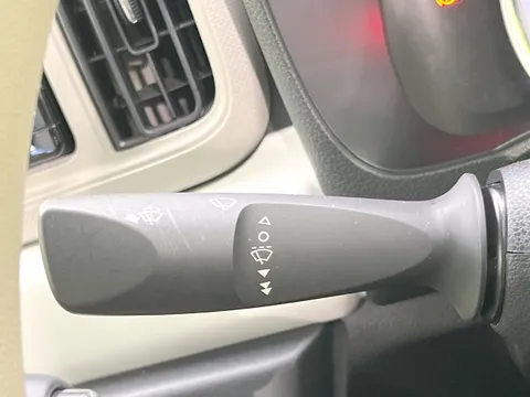 Daihatsu Mira Tocot