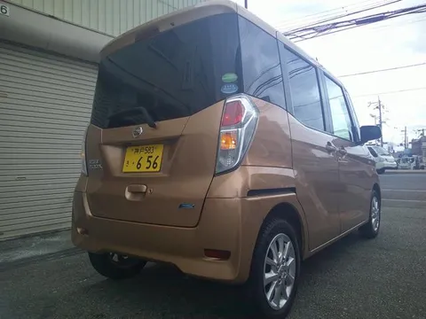 Nissan Dayz Roox