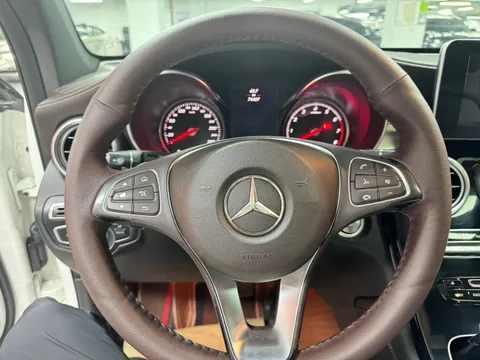 Mercedes-Benz Mercedes-Benz GLC