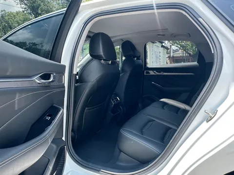 Geely Preface (Xingrui)
