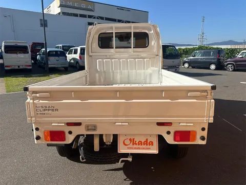 Nissan Clipper Truck