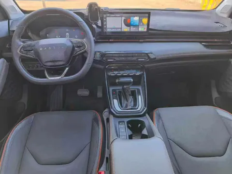 Baojun RS-3